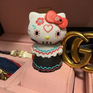 Hello kitty Sanrio Funko mini figure day of the dead sugar scull 2013